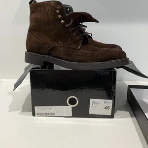 Mens Suede Lace up Books